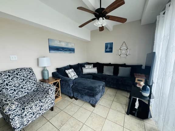 Ocean Edge Oasis -Aquarius 3rd floor