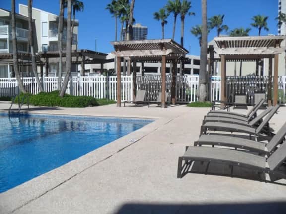 Gulfpoint 1111 - One Bedroom Off The Beach