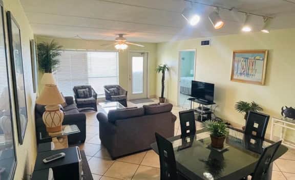 Saida II 101- Three Bedroom Beachfront