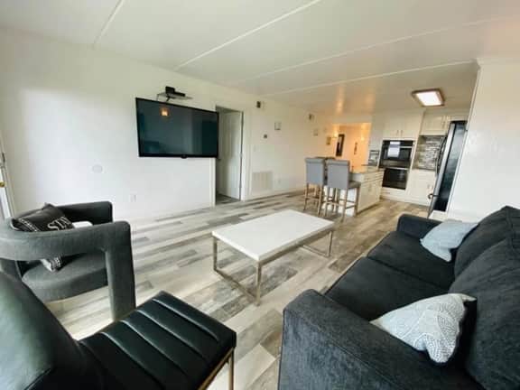 Saida I 202 - Two Bedroom Beachfront