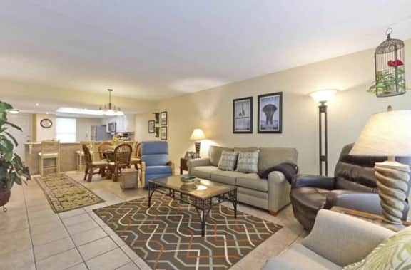 Oceanfront 2BR Getaway with Full Kitchen