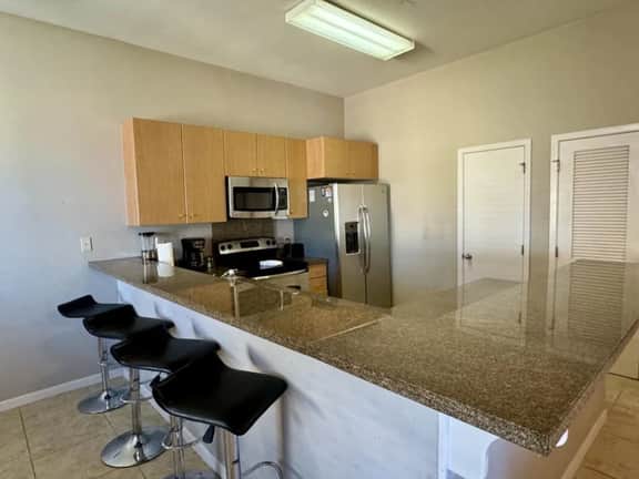Las Verandas 208 - Two Bedroom Off The Beach