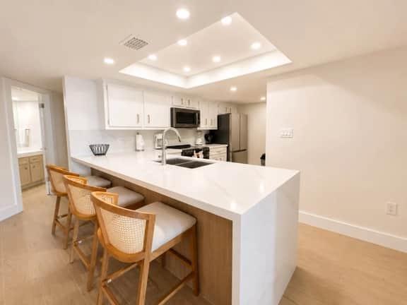 Saida IV 4904 - Two Bedroom Beachfront