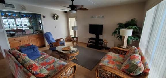 Saida IV 4709 - Two Bedroom Beachfront