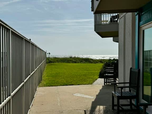 La Internacional 113 - One Bedroom Beachfront