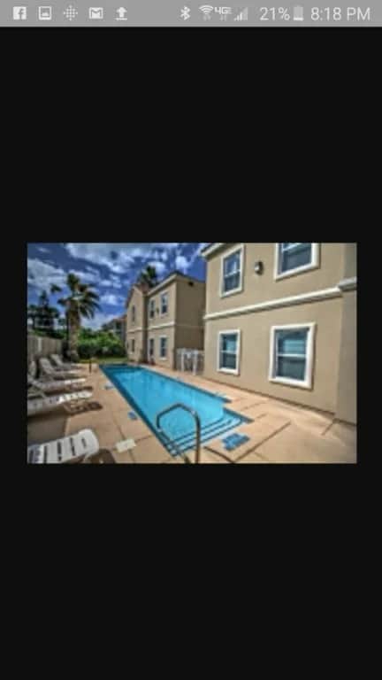 Paradise Bay 8 - Two Bedroom Off The Beach