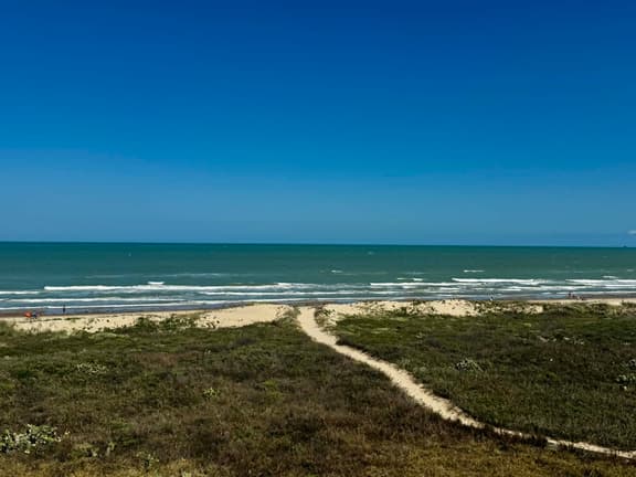 Beach House 1401 - Three Bedroom Beachfront