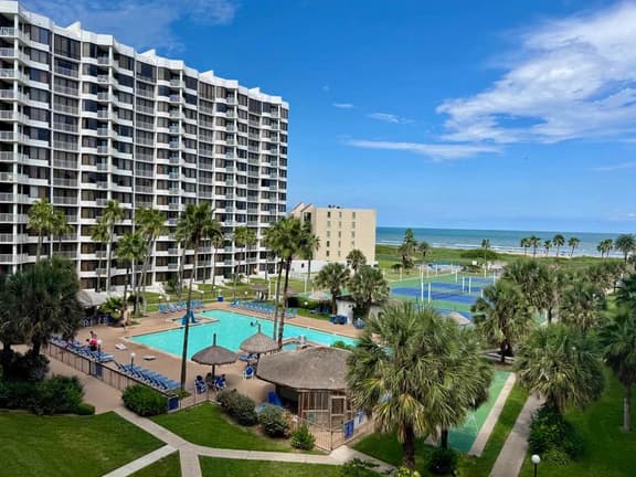 Saida IV 4509 - Three Bedroom Beachfront